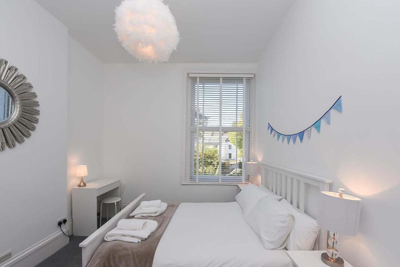 브로드스테어즈 Fantastic Sea View, 1 Bed Sleeps 2 아파트 외부 사진